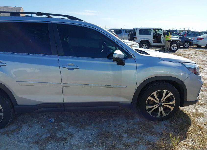 Photo 13 of 2021 Subaru Forester LIMITED (VIN JF2SKAUC1MH531262)