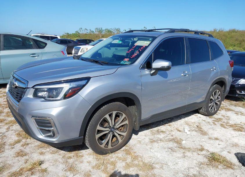 Photo 2 of 2021 Subaru Forester LIMITED (VIN JF2SKAUC1MH531262)