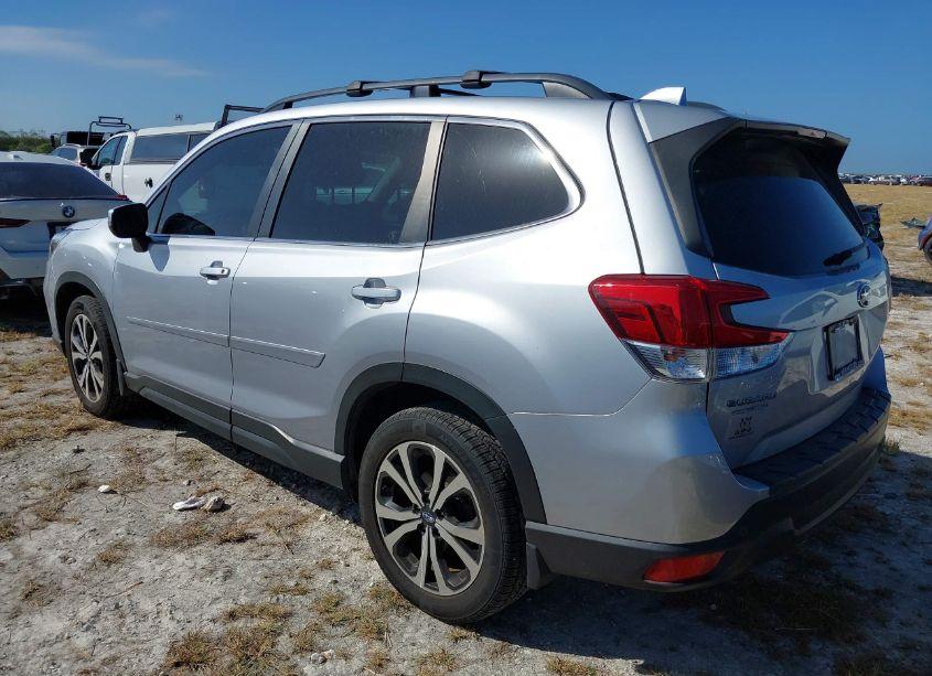 Photo 3 of 2021 Subaru Forester LIMITED (VIN JF2SKAUC1MH531262)