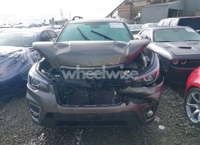 Photo 12 of 2019 Subaru Forester LIMITED (VIN JF2SKAUC2KH468072)