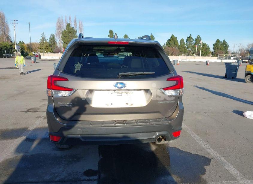 Photo 16 of 2019 Subaru Forester LIMITED (VIN JF2SKAUC2KH468072)