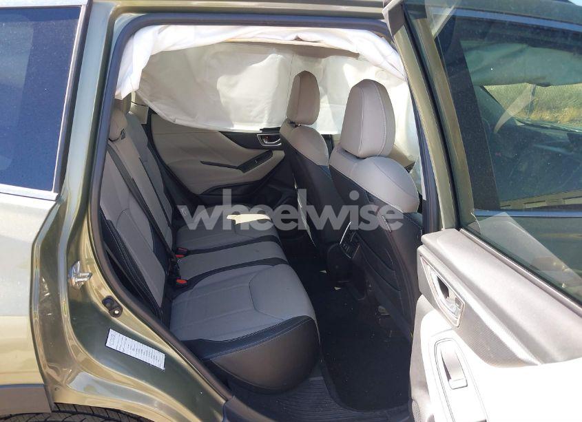 Photo 8 of 2021 Subaru Forester LIMITED (VIN JF2SKAUC2MH407470)