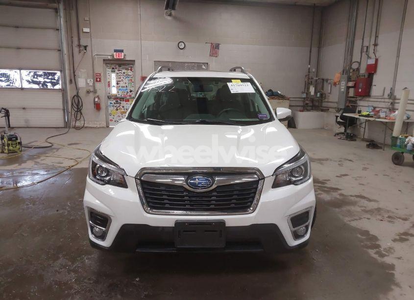 Photo 12 of 2019 Subaru Forester LIMITED (VIN JF2SKAUC3KH526772)