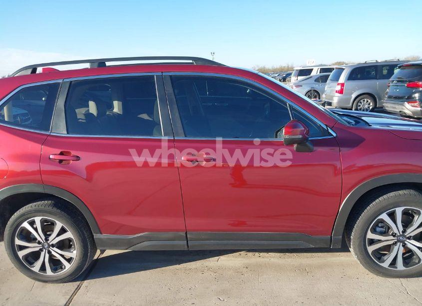 Photo 13 of 2019 Subaru Forester LIMITED (VIN JF2SKAUC3KH590813)
