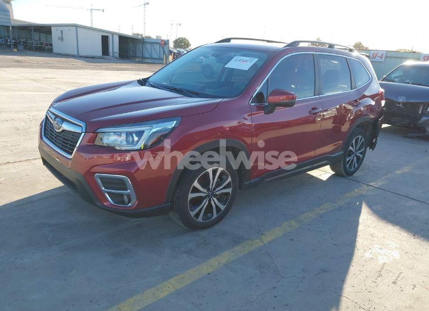 Photo 2 of 2019 Subaru Forester LIMITED (VIN JF2SKAUC3KH590813)