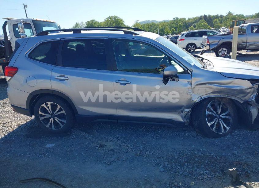 Photo 13 of 2020 Subaru Forester LIMITED (VIN JF2SKAUC3LH457471)