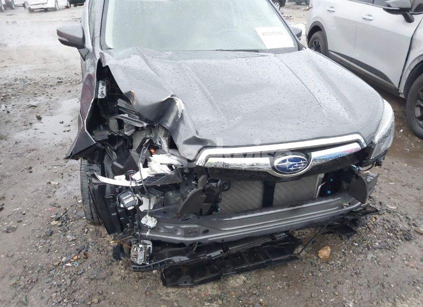 Photo 6 of 2021 Subaru Forester LIMITED (VIN JF2SKAUC3MH451073)