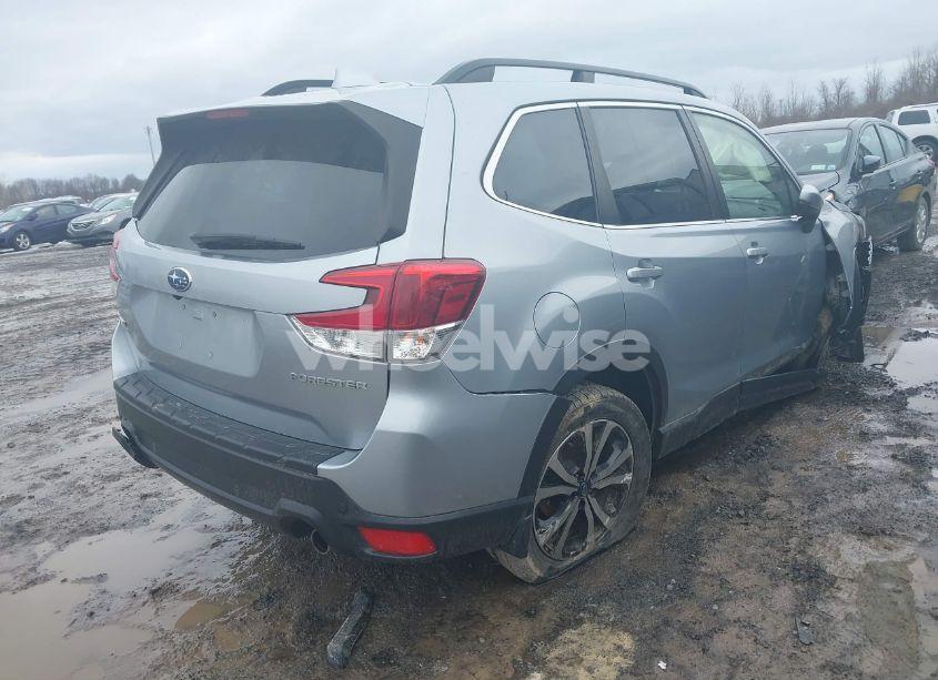 Photo 4 of 2021 Subaru Forester LIMITED (VIN JF2SKAUC4MH406885)