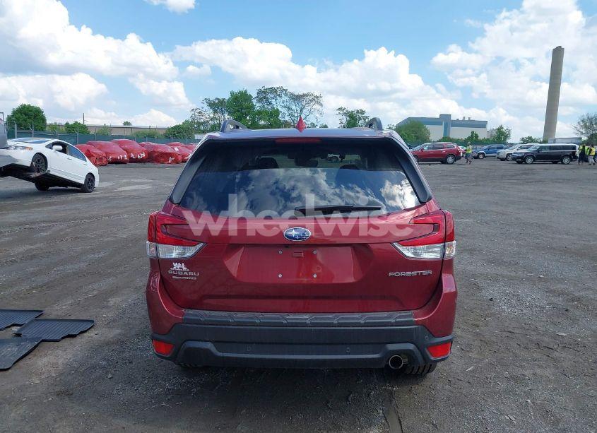 Photo 17 of 2019 Subaru Forester LIMITED (VIN JF2SKAUC5KH540804)