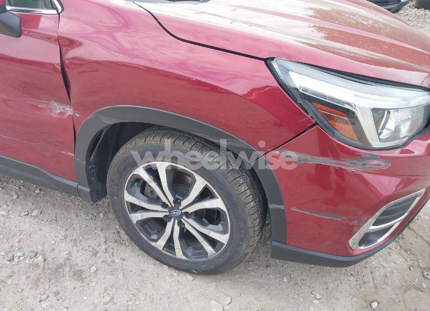 Photo 18 of 2019 Subaru Forester LIMITED (VIN JF2SKAUC5KH540804)