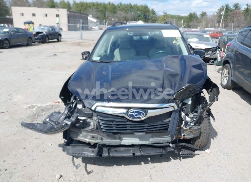 Photo 13 of 2021 Subaru Forester LIMITED (VIN JF2SKAUC5MH526890)