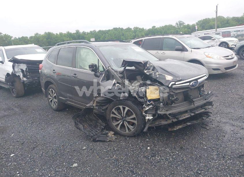 2021 Subaru Forester LIMITED (VIN JF2SKAUC6MH514618) main photo