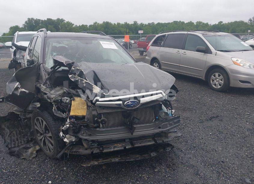 Photo 12 of 2021 Subaru Forester LIMITED (VIN JF2SKAUC6MH514618)