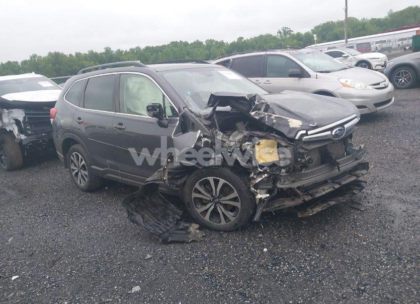 Photo 13 of 2021 Subaru Forester LIMITED (VIN JF2SKAUC6MH514618)