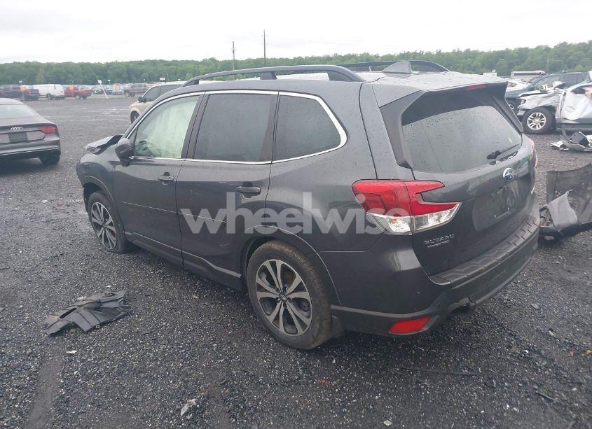 Photo 3 of 2021 Subaru Forester LIMITED (VIN JF2SKAUC6MH514618)