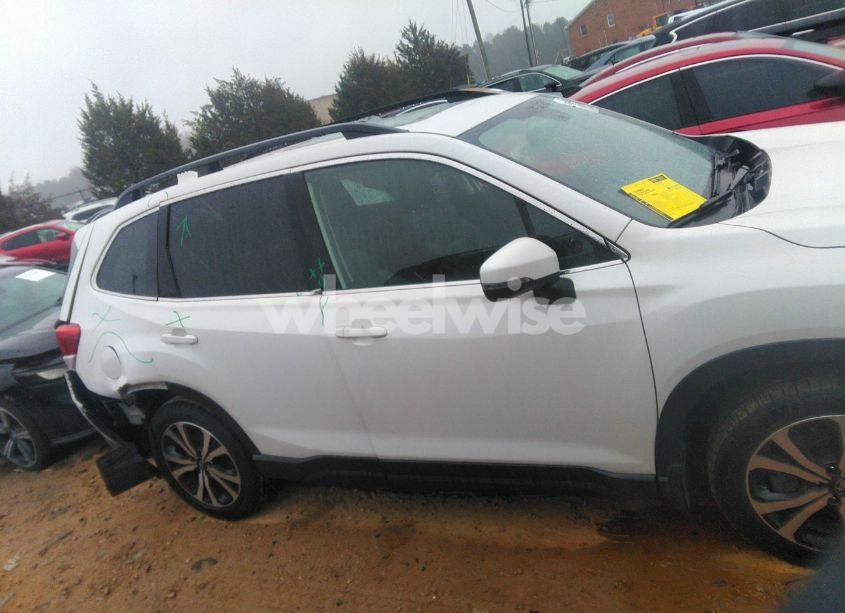 Photo 13 of 2021 Subaru Forester LIMITED (VIN JF2SKAUC6MH592140)