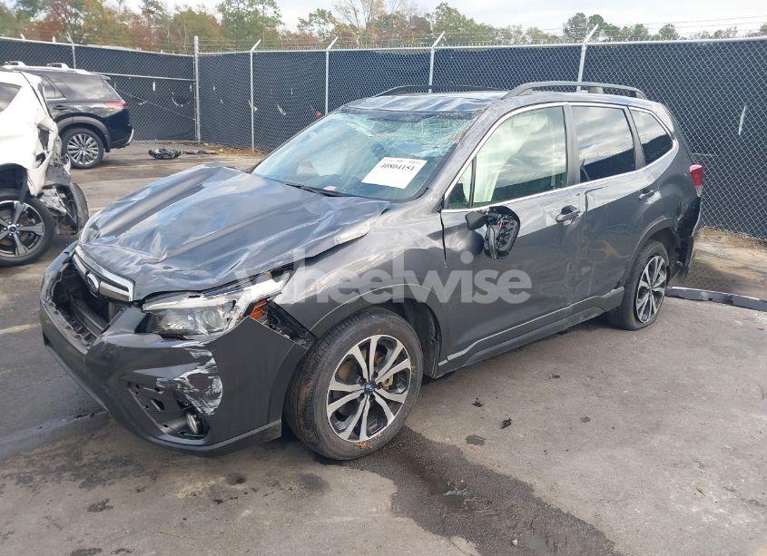 Photo 2 of 2020 Subaru Forester LIMITED (VIN JF2SKAUC7LH484608)