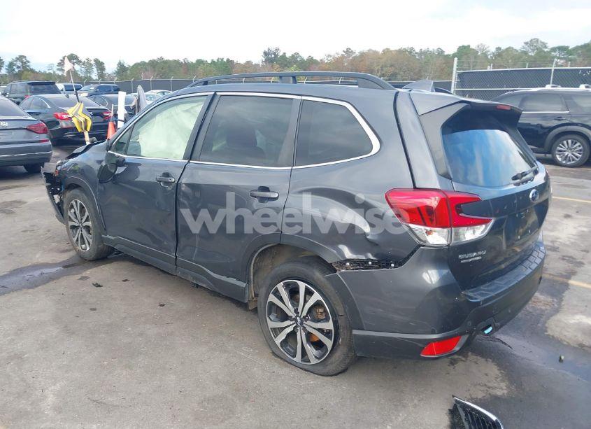 Photo 3 of 2020 Subaru Forester LIMITED (VIN JF2SKAUC7LH484608)