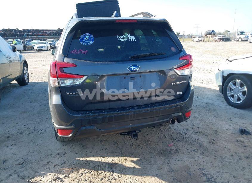 Photo 16 of 2020 Subaru Forester LIMITED (VIN JF2SKAUC7LH509880)