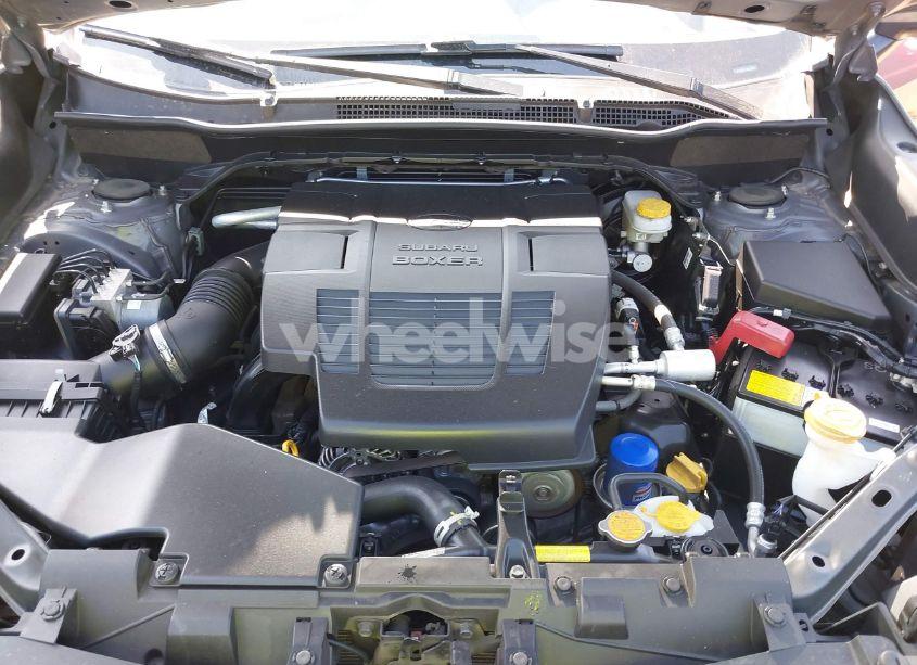 Photo 10 of 2021 Subaru Forester LIMITED (VIN JF2SKAUC7MH579915)