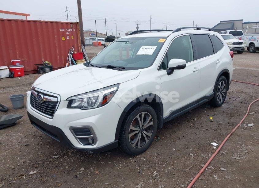 Photo 2 of 2019 Subaru Forester LIMITED (VIN JF2SKAUC8KH401444)