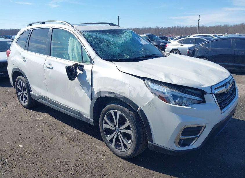 2020 Subaru Forester LIMITED (VIN JF2SKAUC8LH410579) main photo