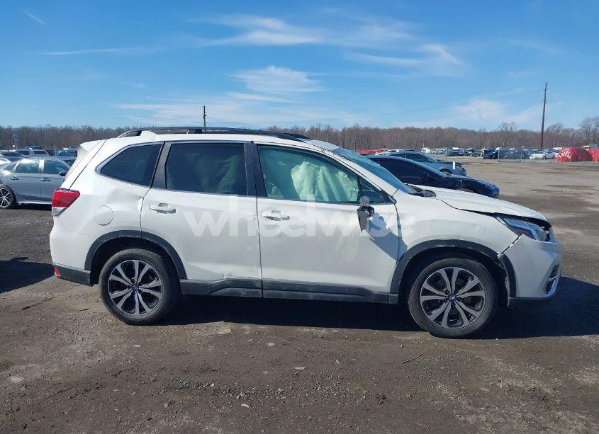 Photo 13 of 2020 Subaru Forester LIMITED (VIN JF2SKAUC8LH410579)