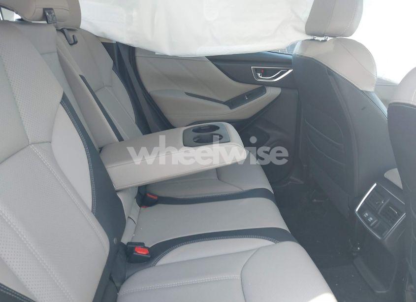 Photo 8 of 2020 Subaru Forester LIMITED (VIN JF2SKAUC8LH410579)