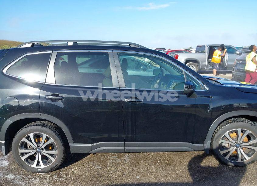 Photo 12 of 2020 Subaru Forester LIMITED (VIN JF2SKAUC8LH503019)