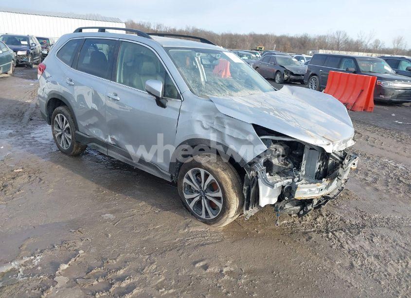 2021 Subaru Forester LIMITED (VIN JF2SKAUC8MH549192) main photo