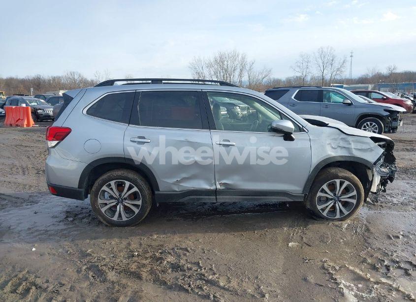 Photo 13 of 2021 Subaru Forester LIMITED (VIN JF2SKAUC8MH549192)