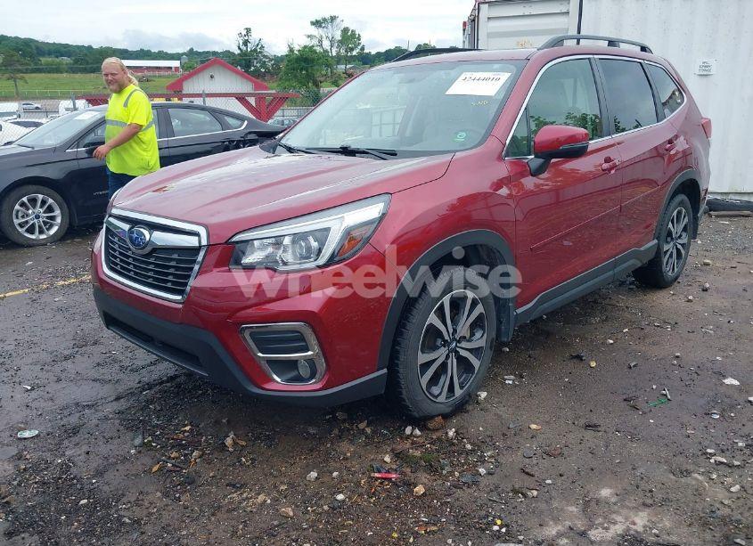Photo 2 of 2019 Subaru Forester LIMITED (VIN JF2SKAUC9KH595496)