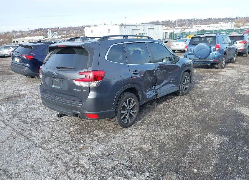 Photo 4 of 2020 Subaru Forester LIMITED (VIN JF2SKAUC9LH411305)