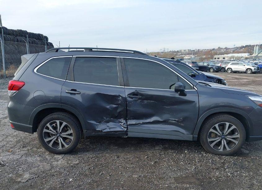 Photo 6 of 2020 Subaru Forester LIMITED (VIN JF2SKAUC9LH411305)