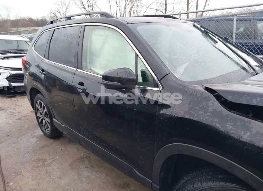 Photo 14 of 2020 Subaru Forester LIMITED (VIN JF2SKAUC9LH531900)