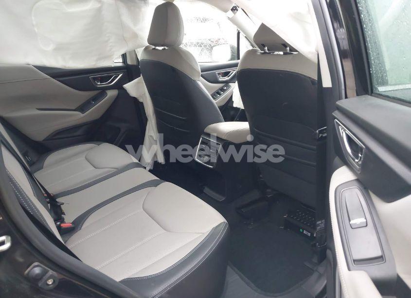 Photo 8 of 2020 Subaru Forester LIMITED (VIN JF2SKAUC9LH531900)