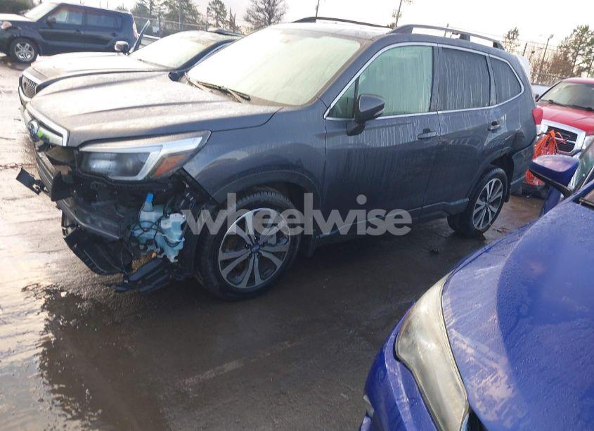 Photo 2 of 2021 Subaru Forester LIMITED (VIN JF2SKAUC9MH551758)