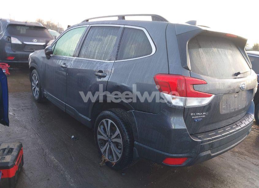 Photo 3 of 2021 Subaru Forester LIMITED (VIN JF2SKAUC9MH551758)