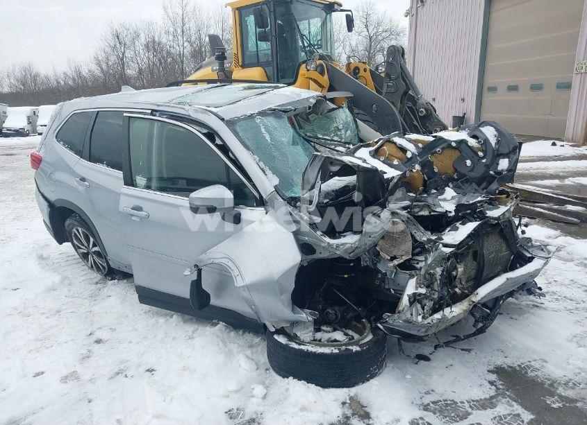 2021 Subaru Forester LIMITED (VIN JF2SKAUC9MH568625) main photo