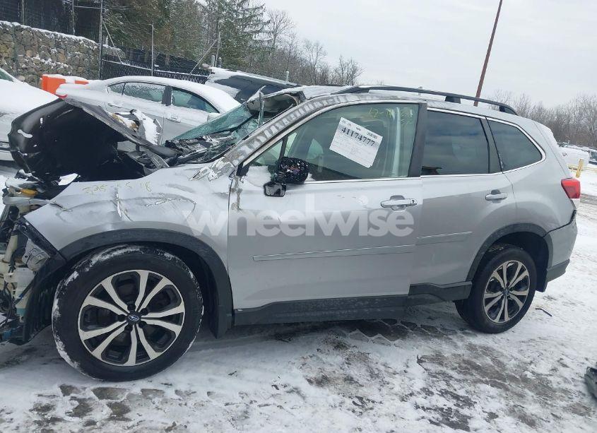 Photo 14 of 2021 Subaru Forester LIMITED (VIN JF2SKAUC9MH568625)