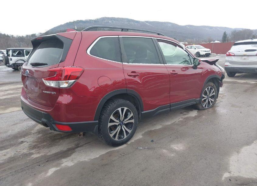 Photo 4 of 2019 Subaru Forester LIMITED (VIN JF2SKAUCXKH415538)