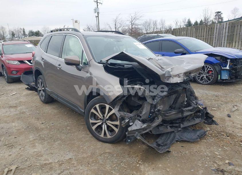 2020 Subaru Forester LIMITED (VIN JF2SKAUCXLH504575) main photo