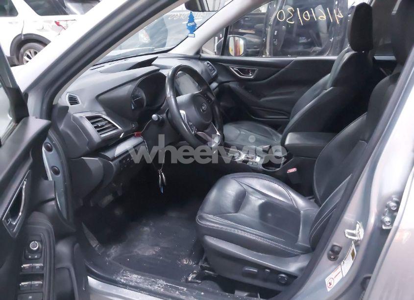 Photo 5 of 2020 Subaru Forester LIMITED (VIN JF2SKAUCXLH552772)