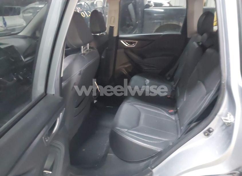 Photo 8 of 2020 Subaru Forester LIMITED (VIN JF2SKAUCXLH552772)