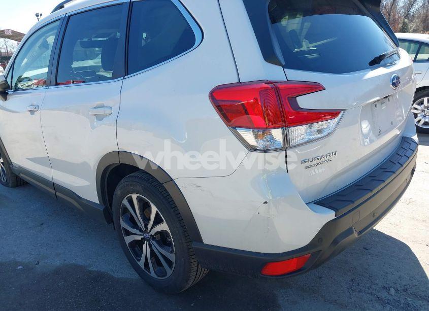 Photo 20 of 2020 Subaru Forester LIMITED (VIN JF2SKAUCXLH582354)