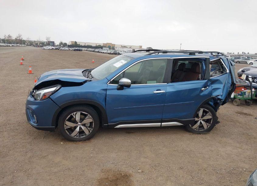 Photo 15 of 2019 Subaru Forester TOURING (VIN JF2SKAWC1KH524080)