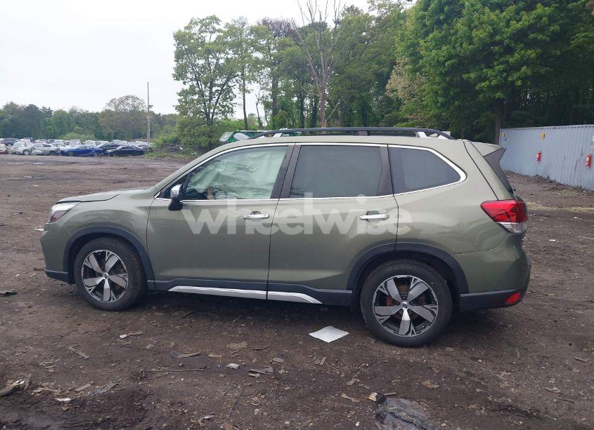 Photo 14 of 2019 Subaru Forester TOURING (VIN JF2SKAWC3KH494144)