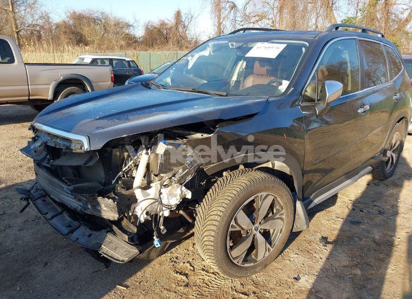 Photo 18 of 2019 Subaru Forester TOURING (VIN JF2SKAWC5KH403102)