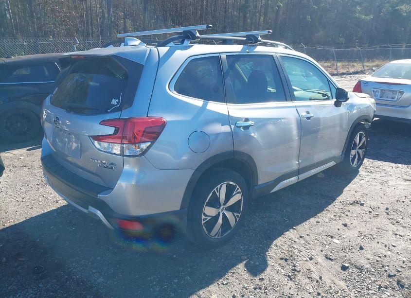 Photo 4 of 2019 Subaru Forester TOURING (VIN JF2SKAWC5KH403939)