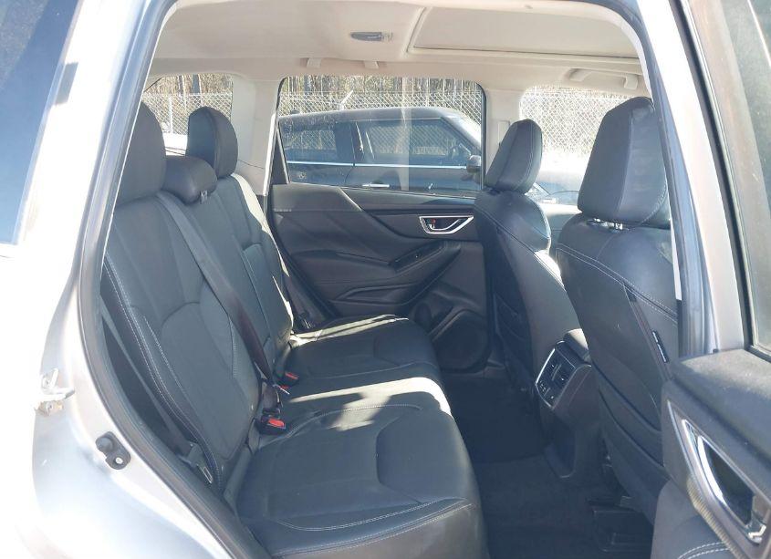 Photo 8 of 2019 Subaru Forester TOURING (VIN JF2SKAWC5KH403939)